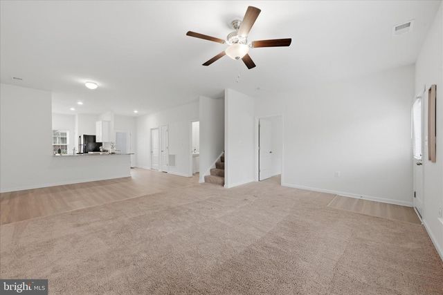 697 RIVANNA RUN, Falling Waters, WV 25419
