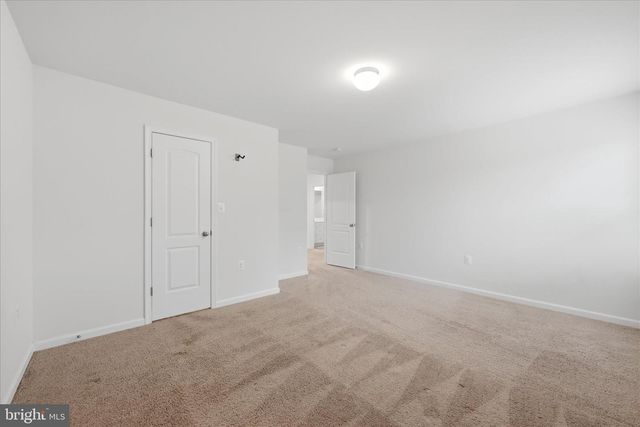 697 RIVANNA RUN, Falling Waters, WV 25419