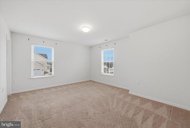 697 RIVANNA RUN, Falling Waters, WV 25419