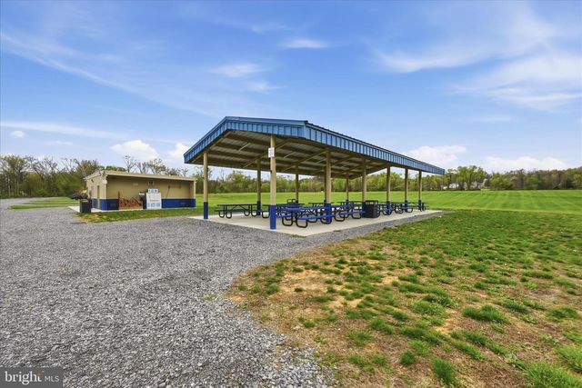 697 RIVANNA RUN, Falling Waters, WV 25419