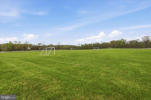 697 RIVANNA RUN, Falling Waters, WV 25419