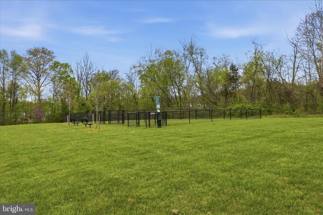 697 RIVANNA RUN, Falling Waters, WV 25419