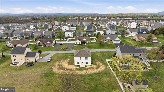 697 RIVANNA RUN, Falling Waters, WV 25419