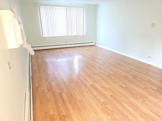 1475 Rebecca Drive 102, Hoffman Estates, IL 60169