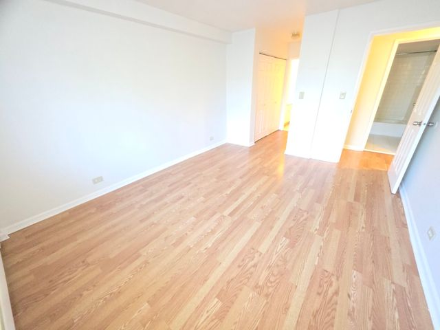 1475 Rebecca Drive 102, Hoffman Estates, IL 60169