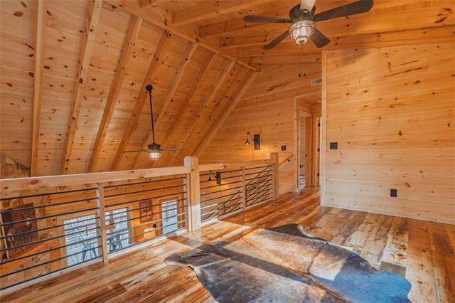 138 Rhondas Way, Ellijay, GA 30540