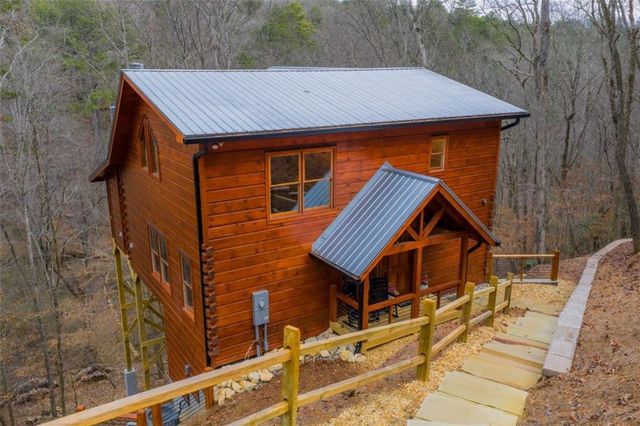 138 Rhondas Way, Ellijay, GA 30540
