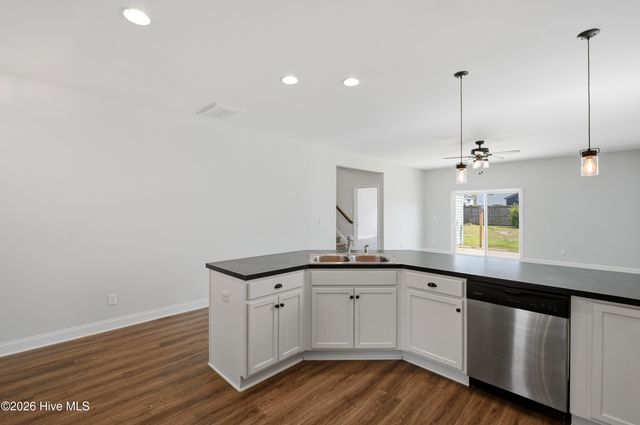 738 Pine Cone Drive, Winnabow, NC 28479