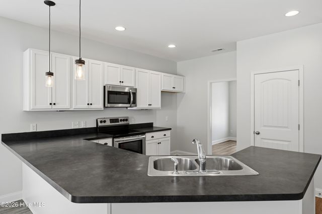 738 Pine Cone Drive, Winnabow, NC 28479