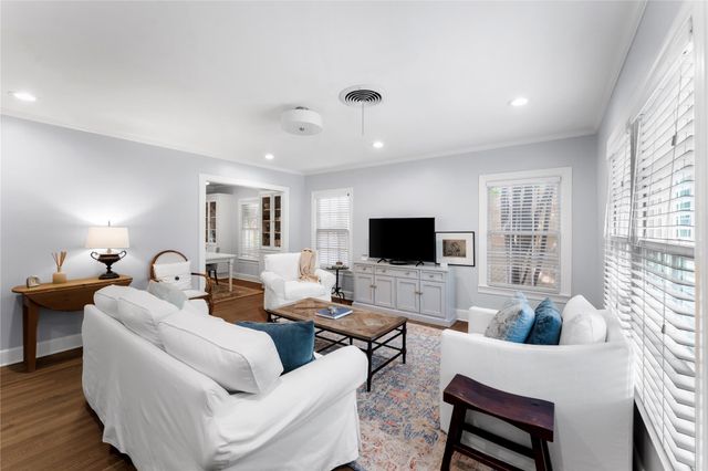 1701 W 33rd ST, Austin, TX 78703