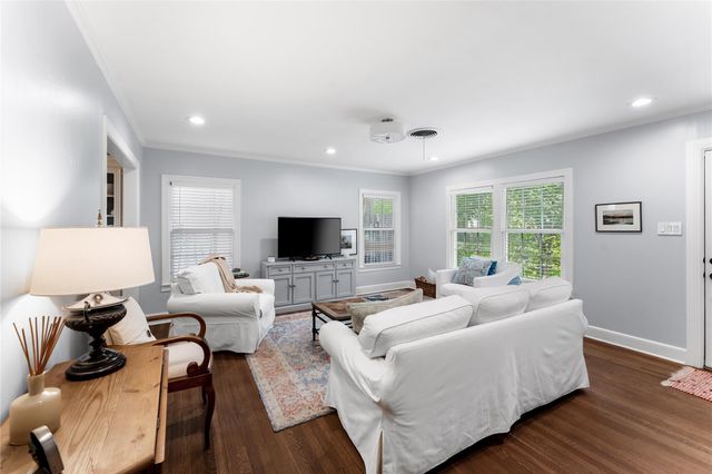 1701 W 33rd ST, Austin, TX 78703
