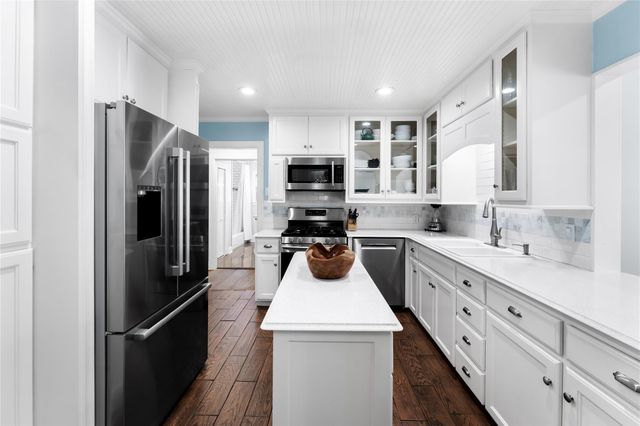 1701 W 33rd ST, Austin, TX 78703