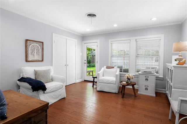 1701 W 33rd ST, Austin, TX 78703