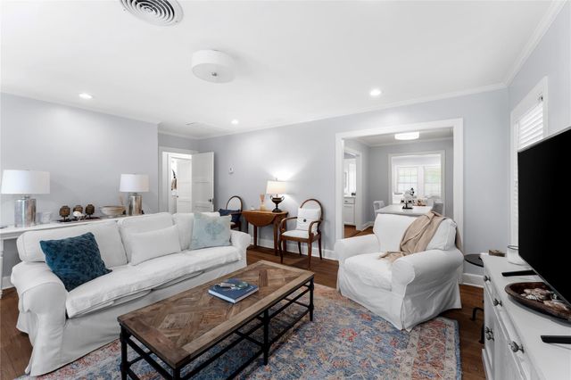 1701 W 33rd ST, Austin, TX 78703