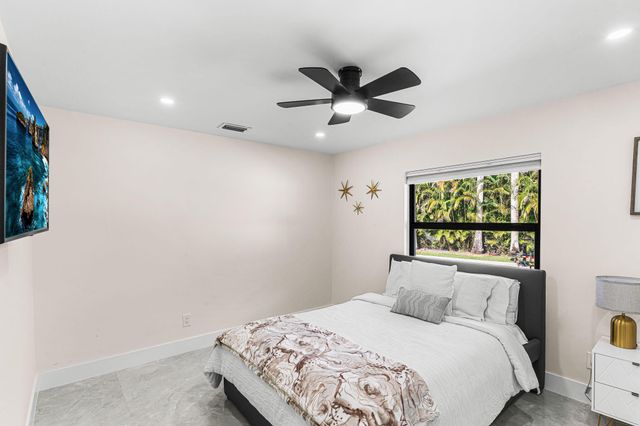 17148 78th Road N, The Acreage, FL 33470