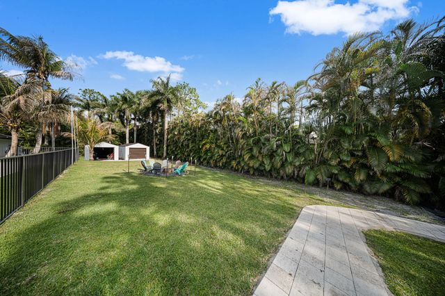 17148 78th Road N, The Acreage, FL 33470