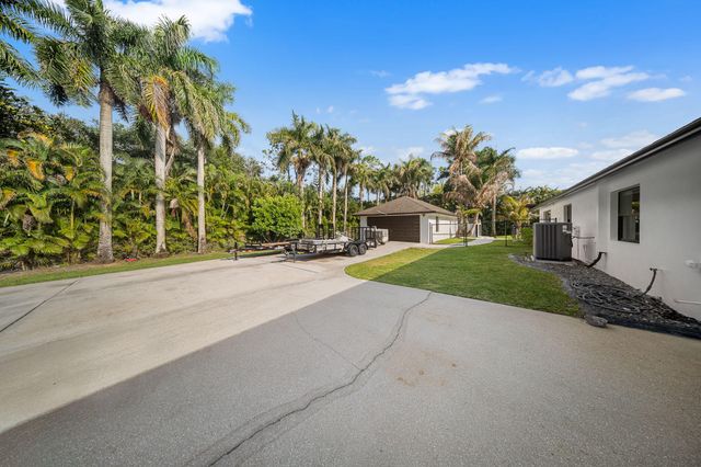 17148 78th Road N, The Acreage, FL 33470