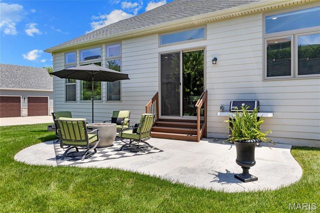 213 Westleigh Court, O'fallon, MO 63385