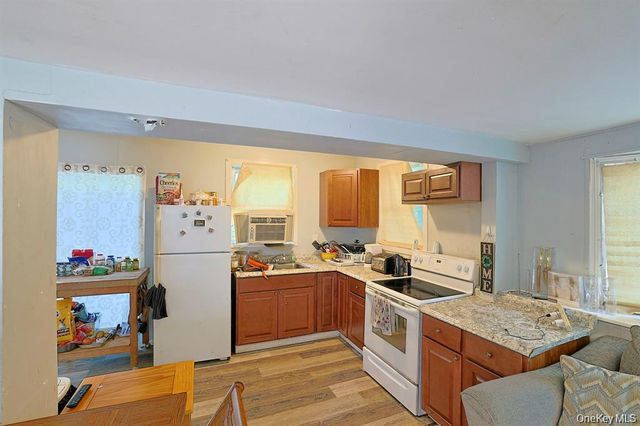 181 Oakridge Road, Greenfield Park, NY 12435