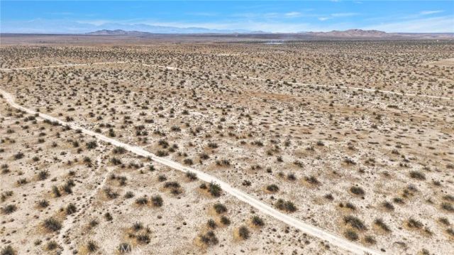 0 C, Adelanto, CA 92301