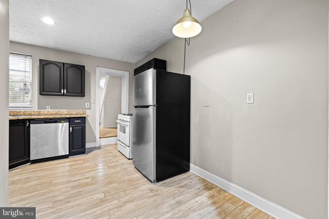 2214 FLEET ST, Baltimore, MD 21231