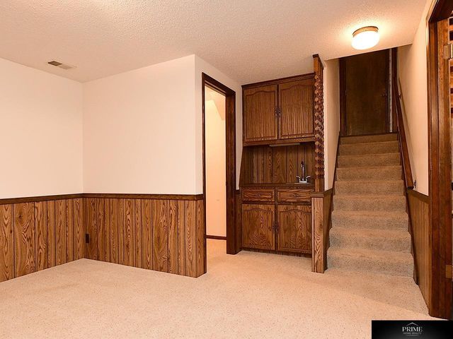 1022 S 217 Avenue, Omaha, NE 68022