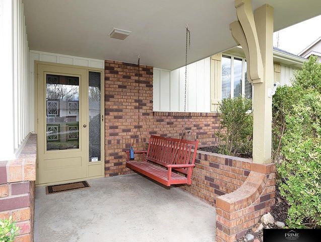1022 S 217 Avenue, Omaha, NE 68022