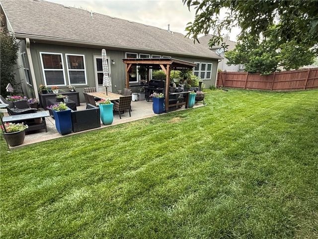 907 Englewood Drive, Kearney, MO 64060