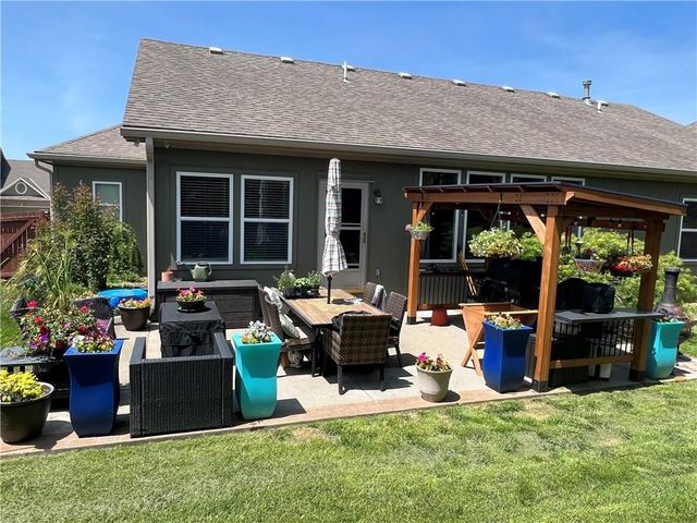 907 Englewood Drive, Kearney, MO 64060