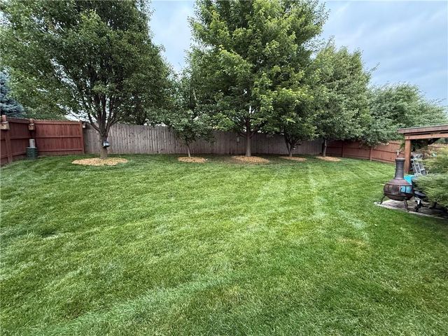 907 Englewood Drive, Kearney, MO 64060