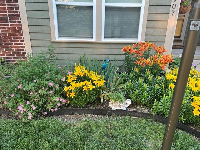 907 Englewood Drive, Kearney, MO 64060