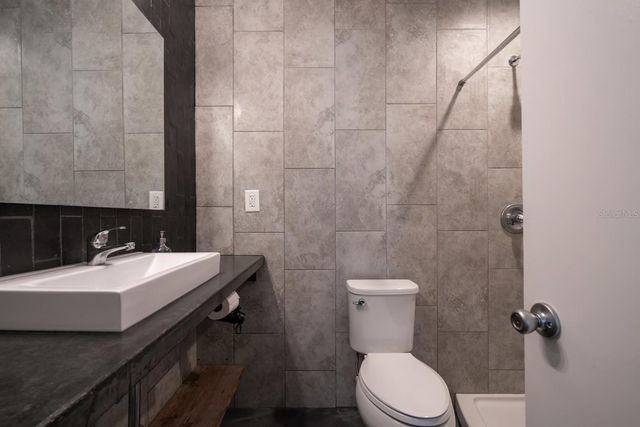 1235 22ND AVENUE S C, St Petersburg, FL 33705