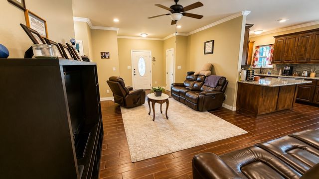 315 E Brockett Street, Sherman, TX 75090