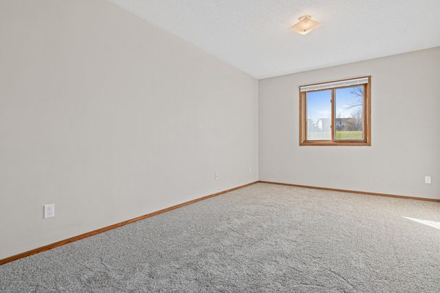 11177 Edgewood Circle N, Champlin, MN 55316