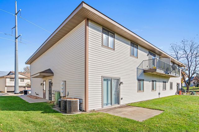 11177 Edgewood Circle N, Champlin, MN 55316