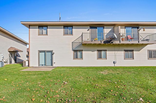 11177 Edgewood Circle N, Champlin, MN 55316