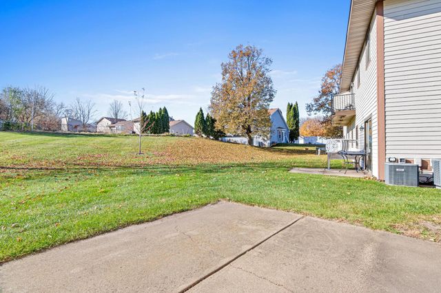 11177 Edgewood Circle N, Champlin, MN 55316