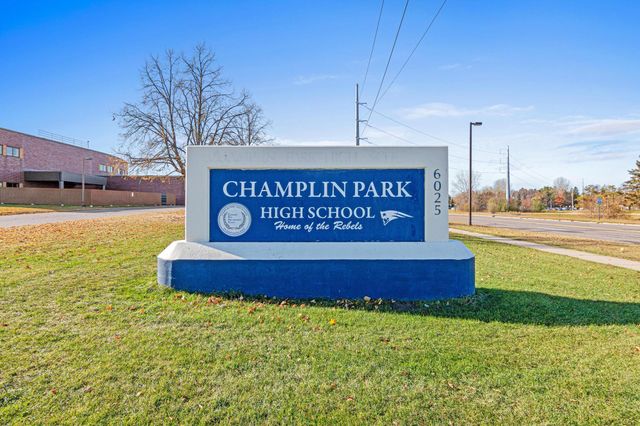 11177 Edgewood Circle N, Champlin, MN 55316