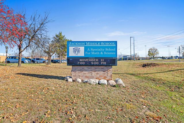 11177 Edgewood Circle N, Champlin, MN 55316