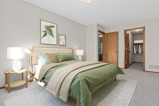 11177 Edgewood Circle N, Champlin, MN 55316