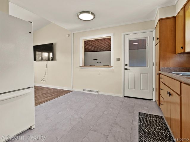 6146 Sun Valley Drive, Grand Blanc Charter Township, MI 48439