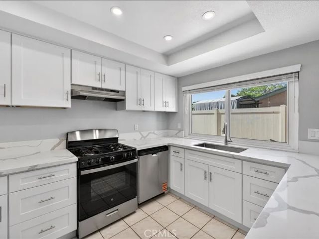 5442 Villa 4, Cypress, CA 90630