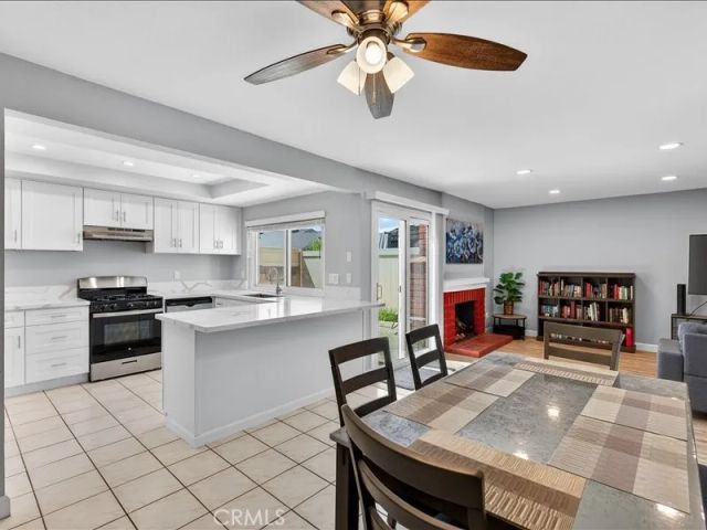 5442 Villa 4, Cypress, CA 90630