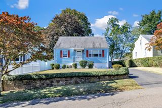 37 Herald Avenue, Bridgeport, CT 06606