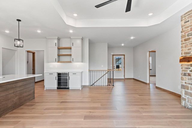 1650 SWEETBRIAR WAY, Green Bay, WI 54311