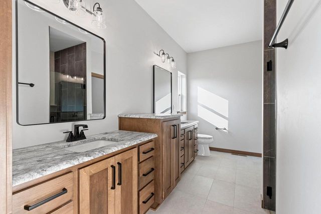 1650 SWEETBRIAR WAY, Green Bay, WI 54311