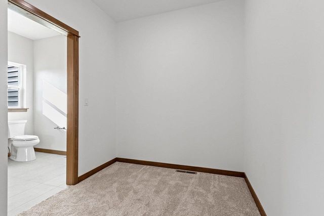 1650 SWEETBRIAR WAY, Green Bay, WI 54311