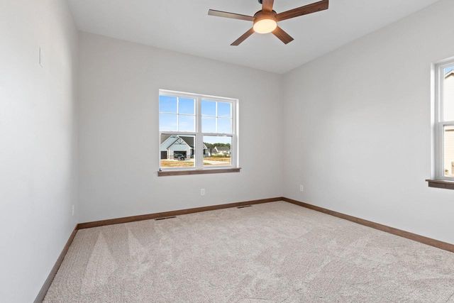 1650 SWEETBRIAR WAY, Green Bay, WI 54311