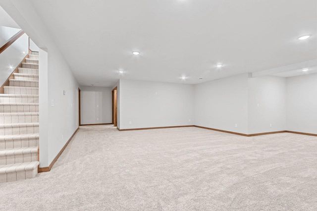 1650 SWEETBRIAR WAY, Green Bay, WI 54311