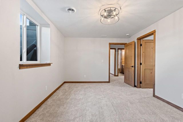 1650 SWEETBRIAR WAY, Green Bay, WI 54311